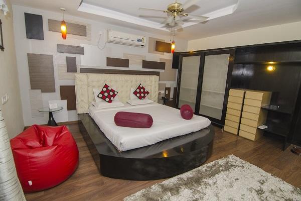 Hotel Little Palace Dibrugarh Exteriér fotografie