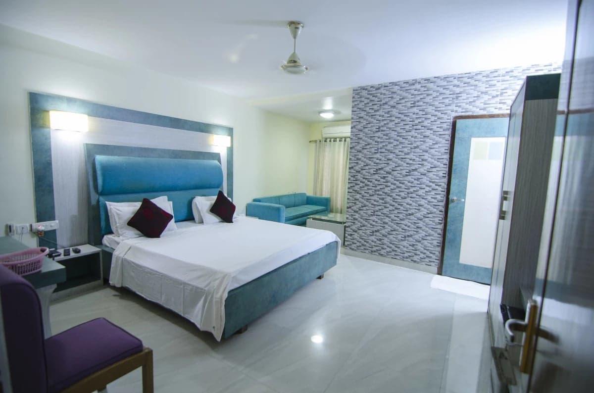Hotel Little Palace Dibrugarh Exteriér fotografie